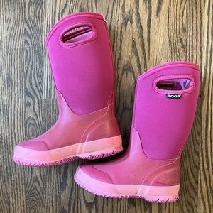 Pink Bogs youth size 13
